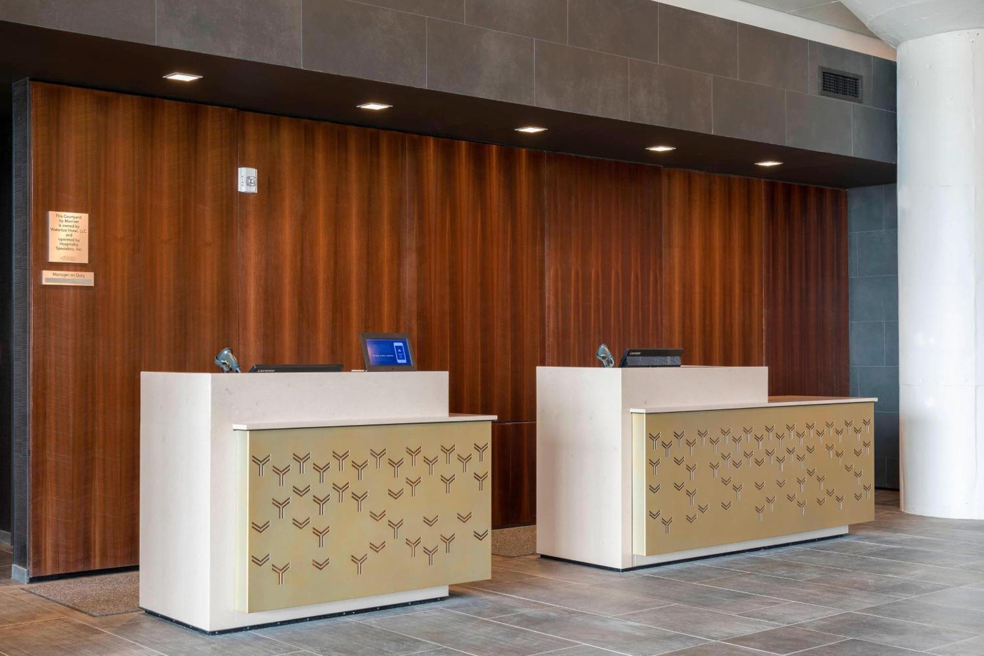 Courtyard By Marriott Waterloo Cedar Falls Eksteriør billede
